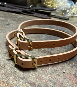 Brass thin leather collars #doglover #hund #pes #leatherwork